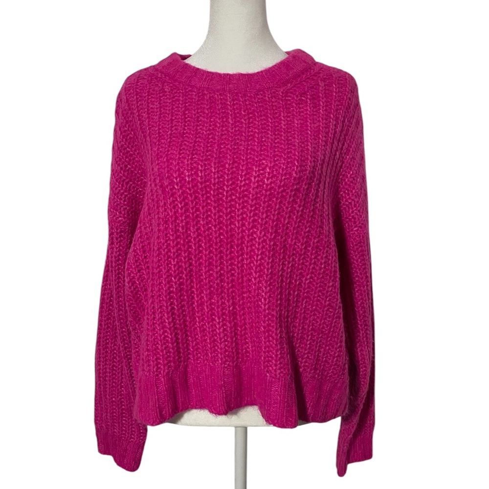 American Eagle Hot Pink Chunky Knit Sweater